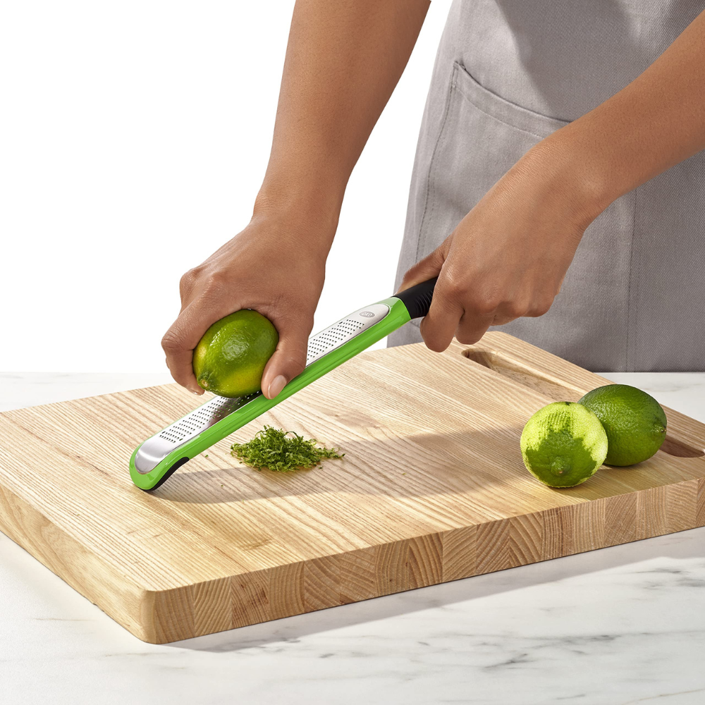 OXO GOOD GRIPS GREEN ETCHED ZESTER