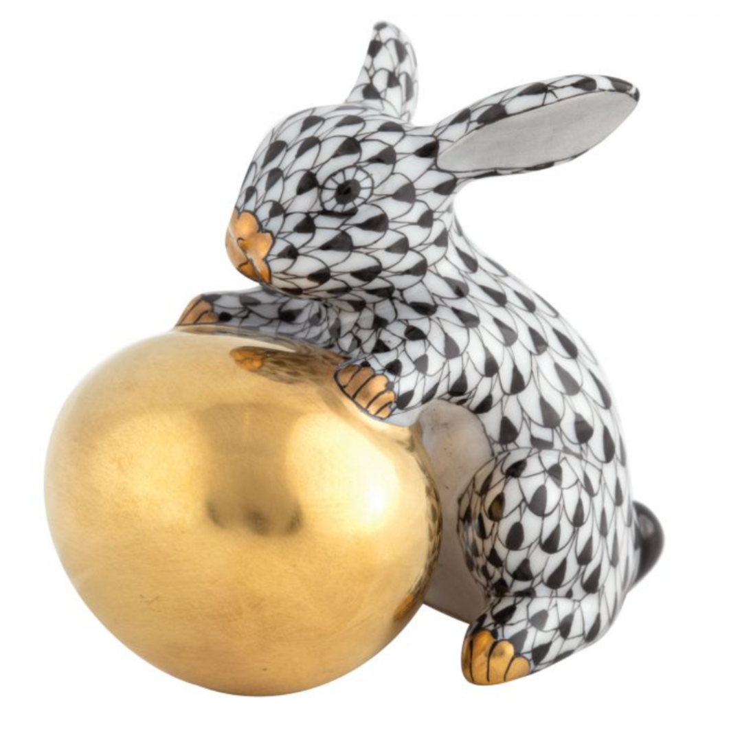 HEREND Bunny With Egg BLACK