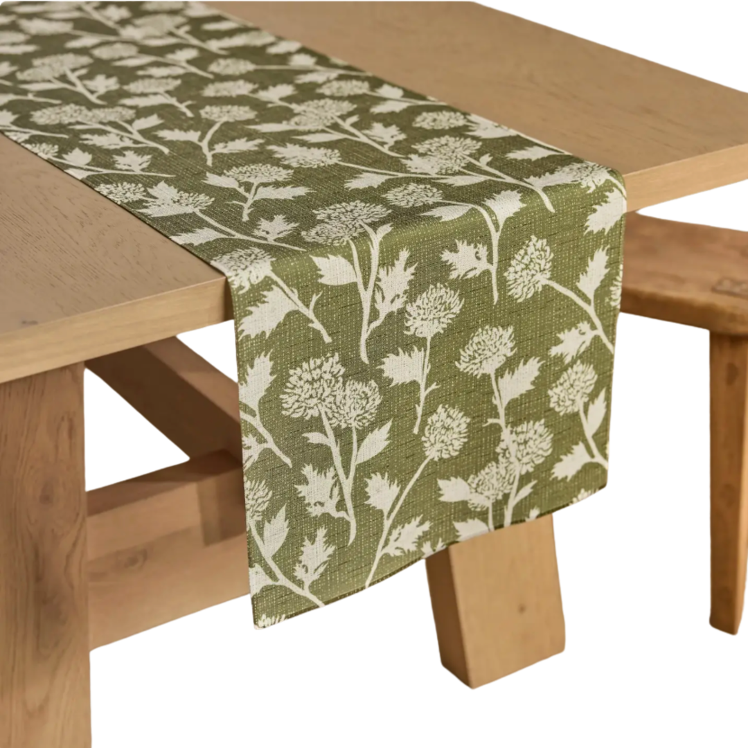 GEOMETRY GEOMETRY BLOOM THISTLE GREEN TABLE RUNNER