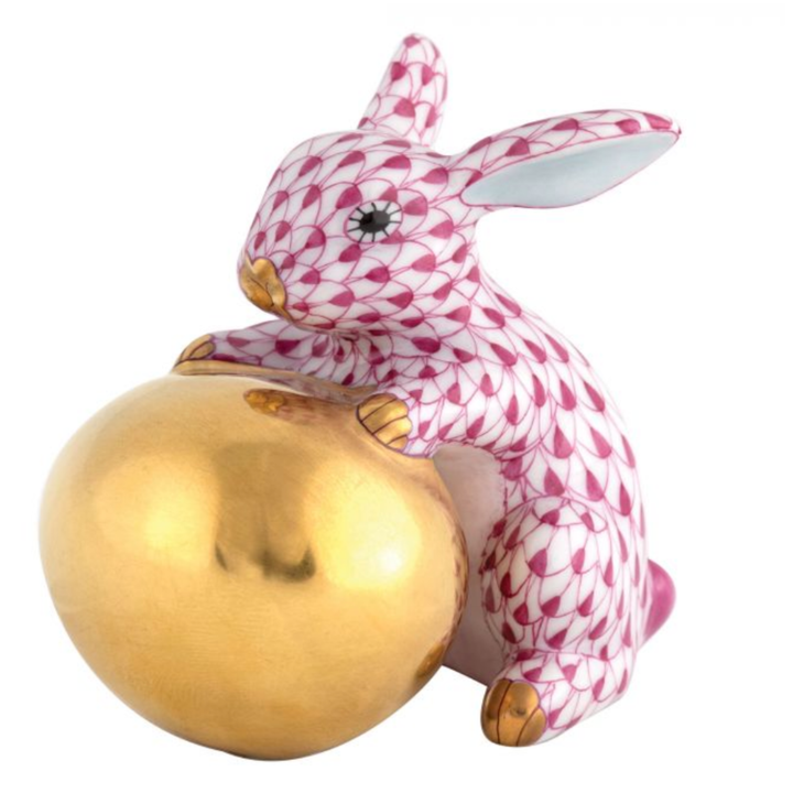 HEREND Bunny With Egg RASPBERRY
