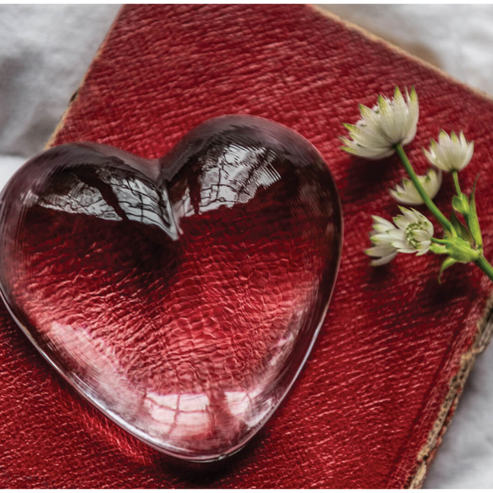 SIMON PEARCE Medium Highgate Heart Paperweight