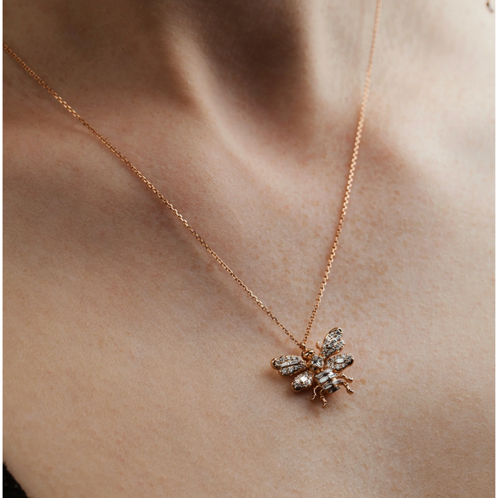 BEE GODDESS Queen Bee Hania 18K Rose Gold And Diamond Necklace