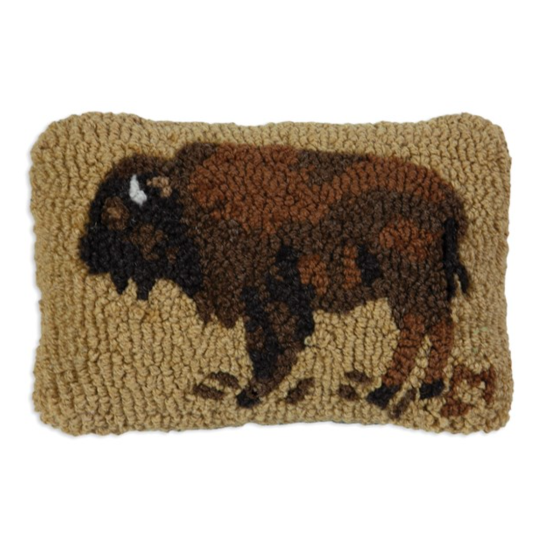 CHANDLER 4 CORNERS Golden Buffalo Hand Hooked Wool Pillow