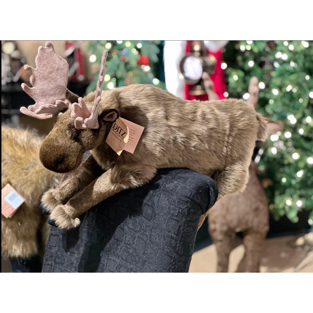 HEN HOUSE Moose Hugs Chair Pillow