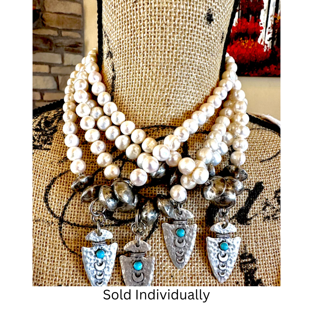 FLEURDESIGNZ WESTERN JEWELRY Individually Sold Pearl Choker With Arrowhead