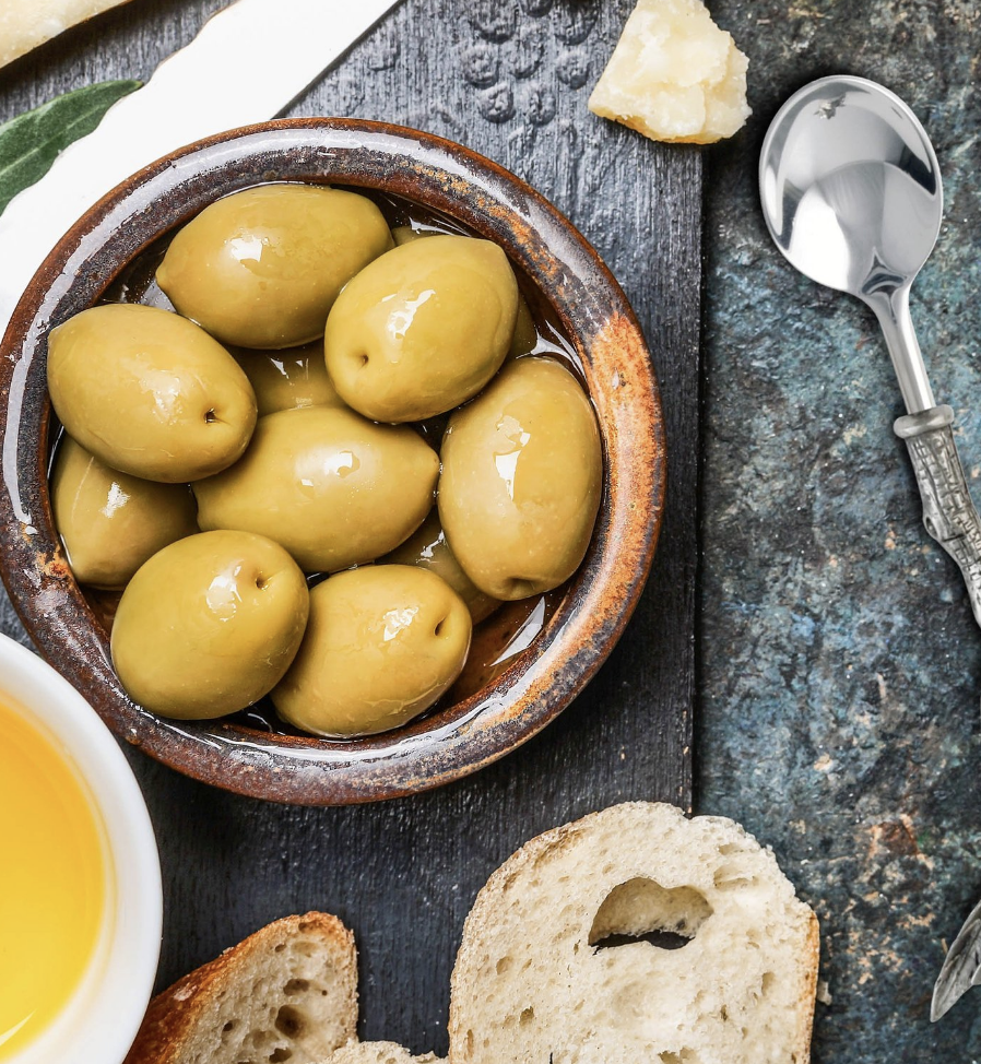 VAGABOND HOUSE Olive Hors D'Oeuvre Spoon