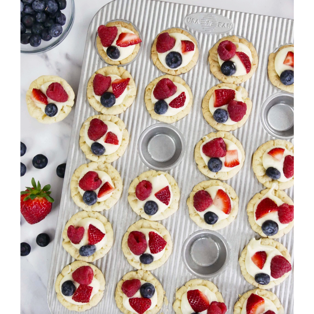 USA PANS Mini Muffin Pan 24Cup