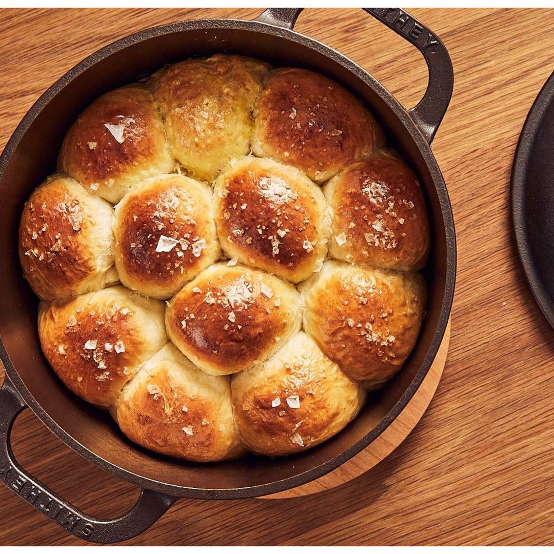SMITHEY IRONWARE 5.5 QT DUTCH OVEN