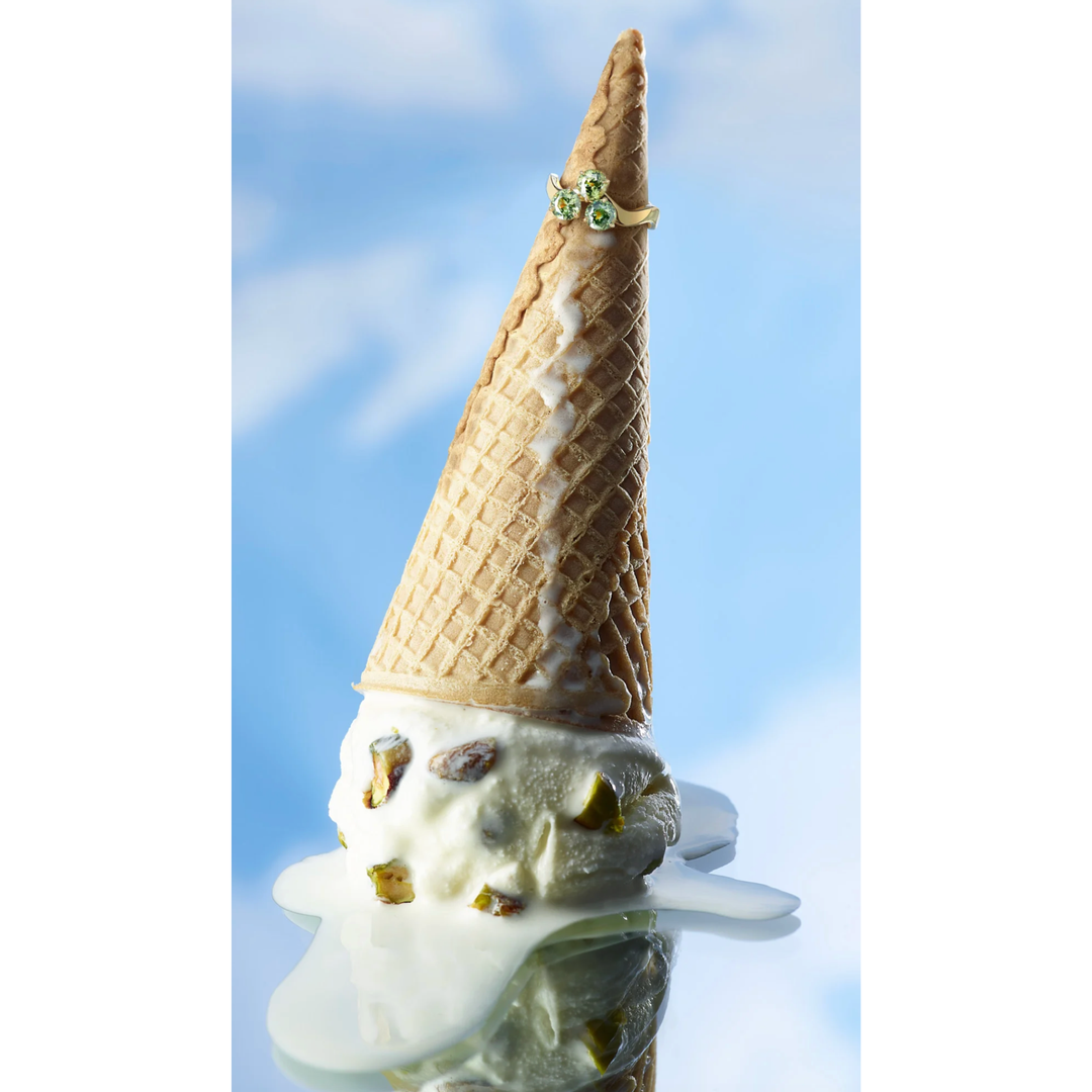 MELUZZA 18K Yellow Gold Pistachio Ice Cream Demantoid Garnet Ring