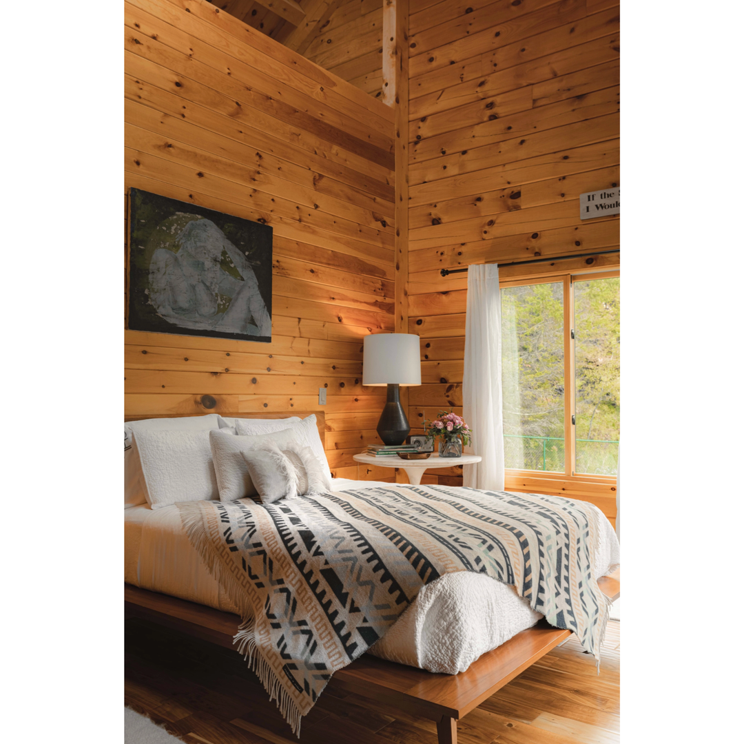 SACKCLOTH AND ASHES Ridgeline Alps Wool Throw Blanket
