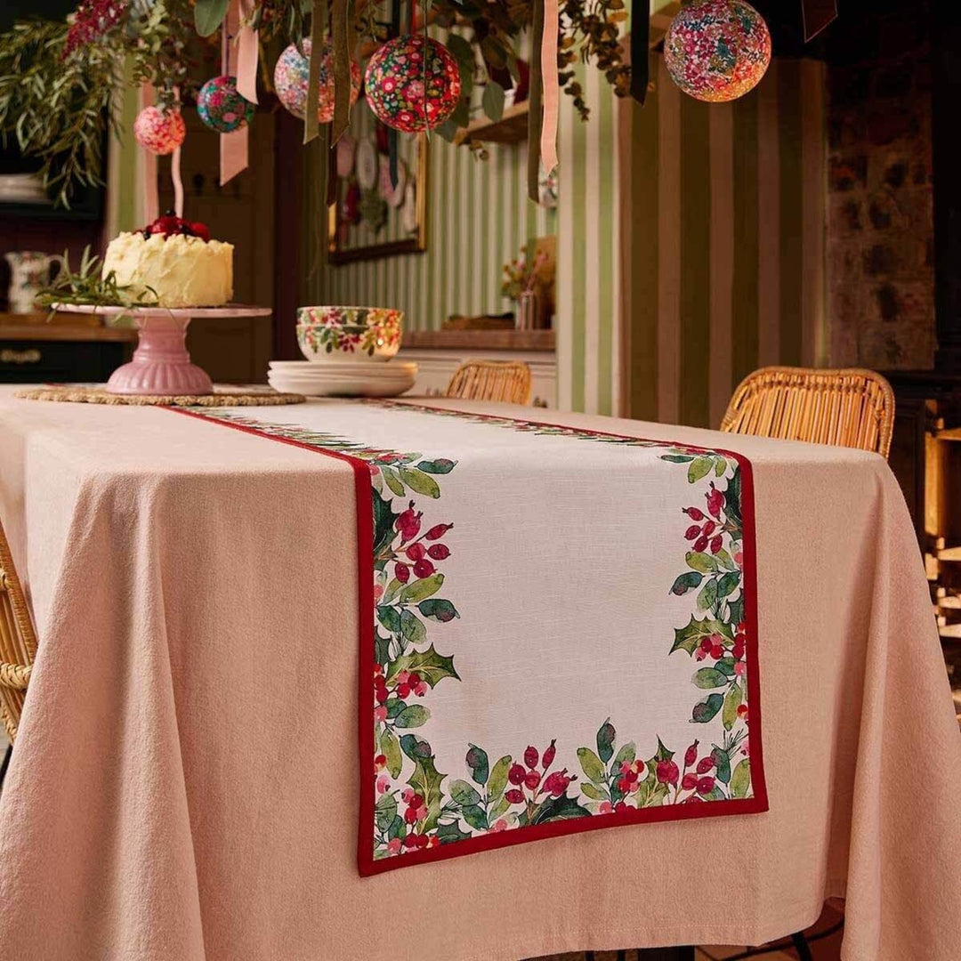 PORTMEIRION Botanic Garden Christmas Holly Table Runner