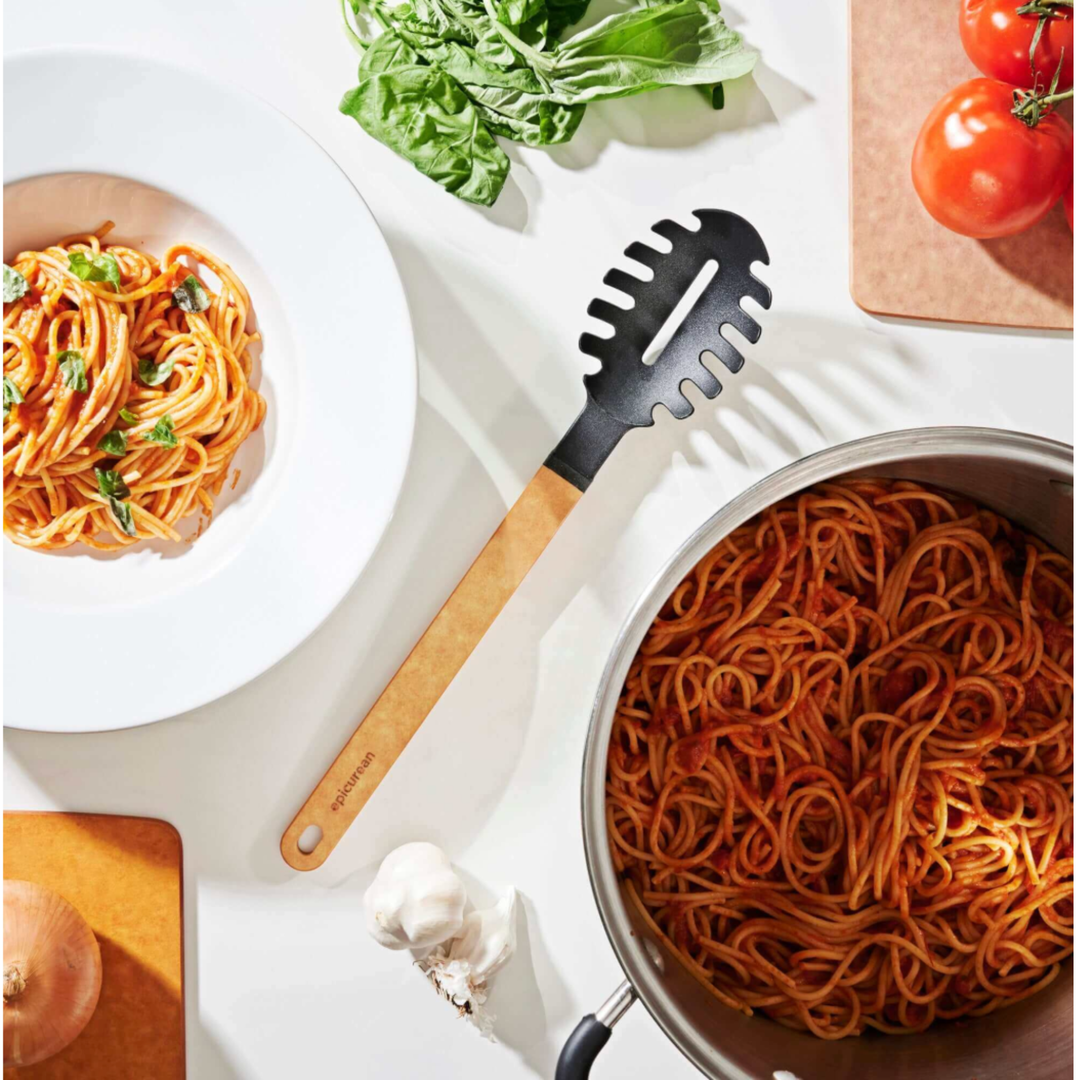 EPICUREAN EPICUREAN GOURMET SERIES PASTA SERVER - BLACK/NATURAL