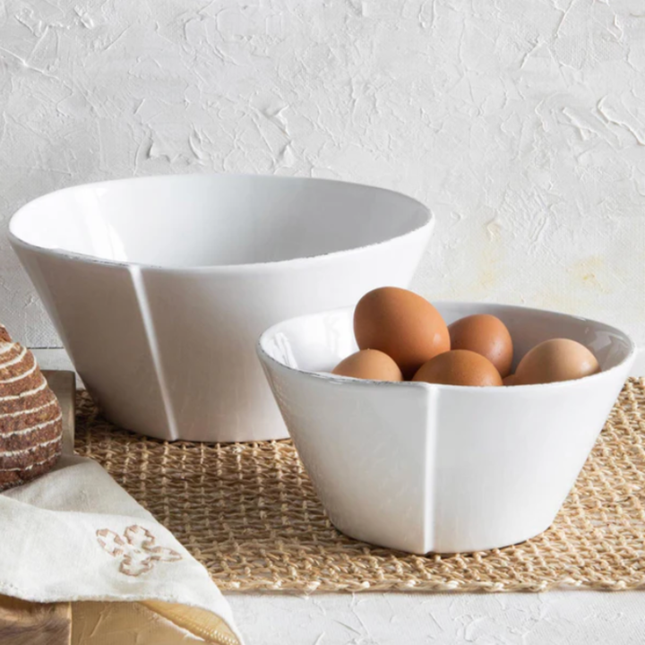 VIETRI Lastra White Medium Stacking Serving Bowl