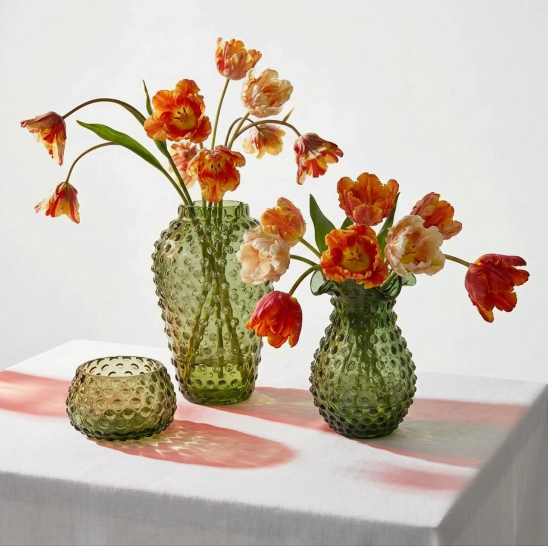 MAURE LUXURY GIFTS Hobnail Moss Green Petal Vase