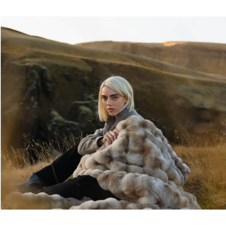 LOLA BLANKETS Desert Sky Medium