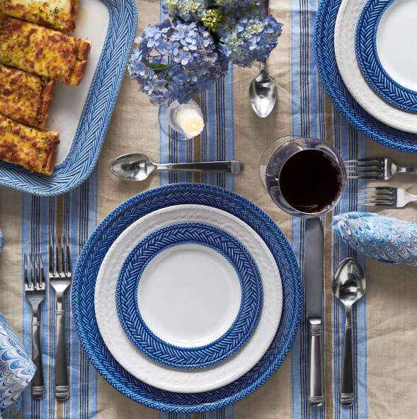 JULISKA LE PANIER 16PC PLACE SETTING - DELFT BLUE (ONLINE ONLY)